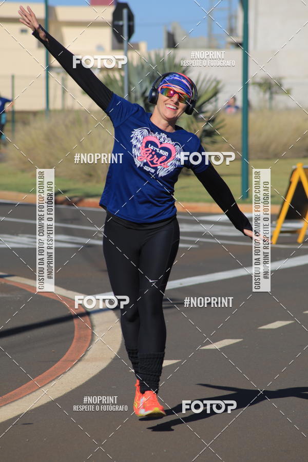 Buy your photos of the eventTreino Lets Run Girls - Limeira on Fotop