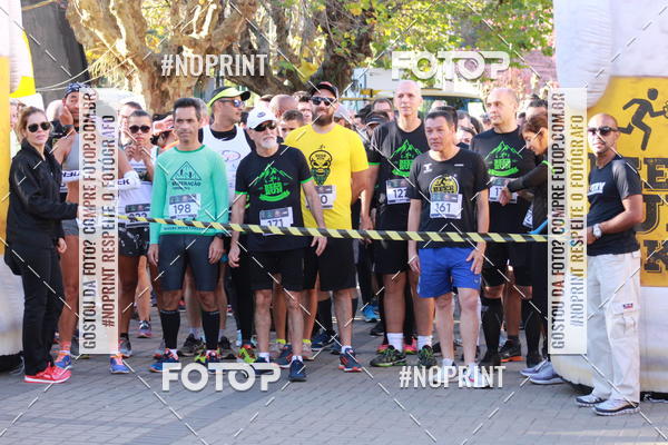 Buy your photos of the eventBeer Run - Campos do Jordo on Fotop