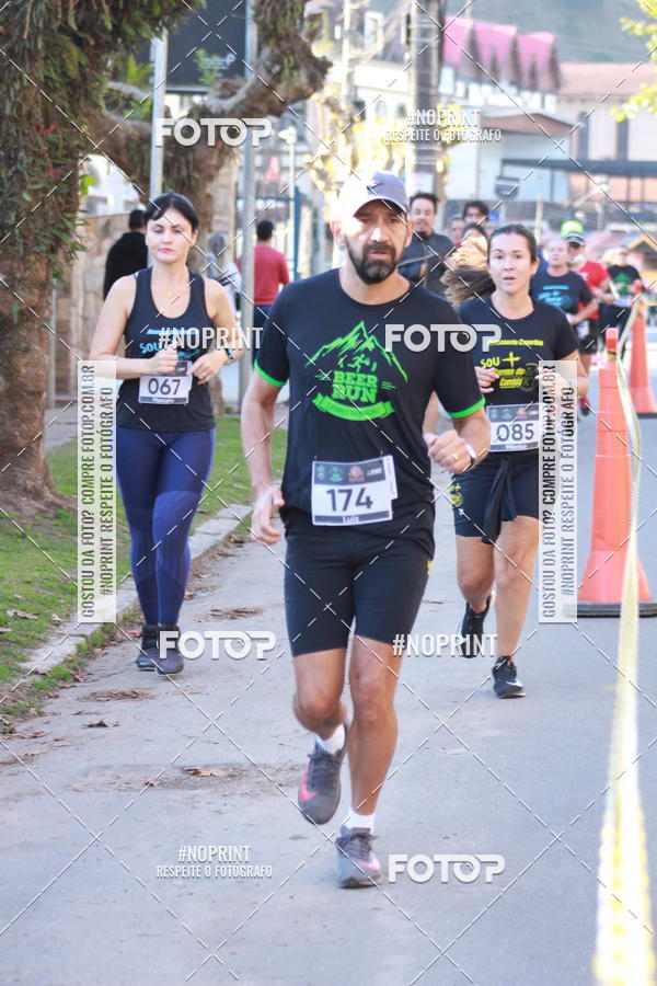 Buy your photos of the eventBeer Run - Campos do Jord�o on Fotop