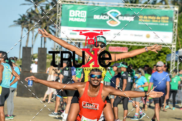 Buy your photos of the eventBeach run Brasil Munda� on Fotop