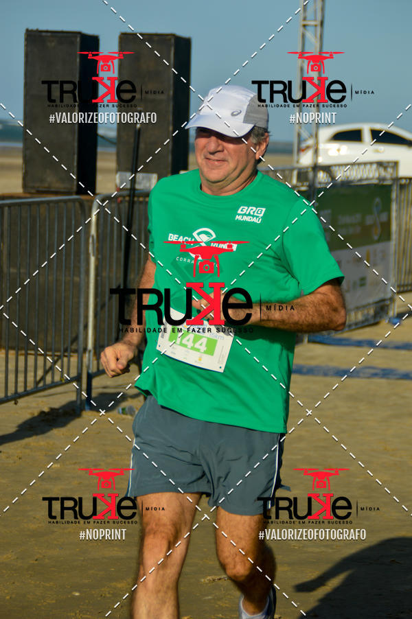Buy your photos of the eventBeach run Brasil Munda� on Fotop