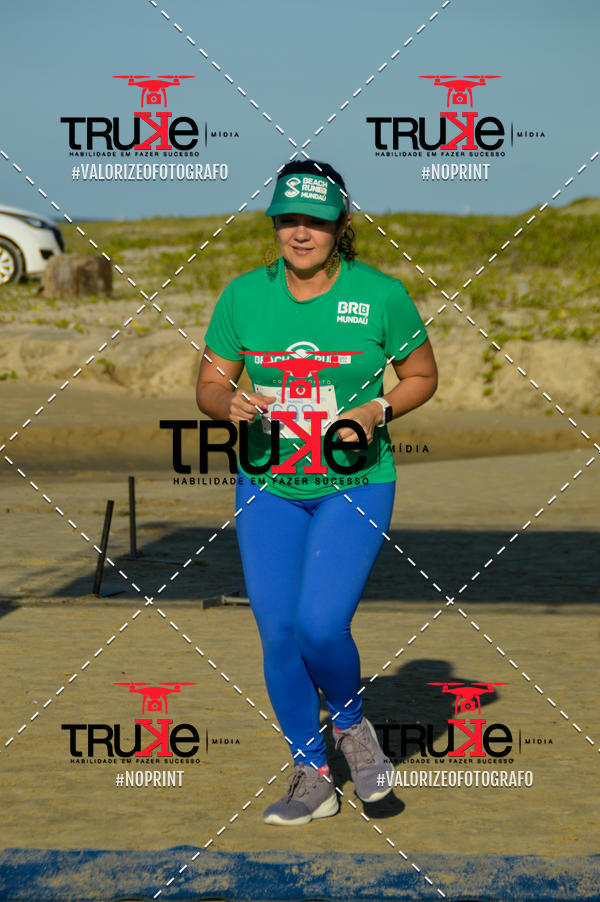 Buy your photos of the eventBeach run Brasil Munda� on Fotop