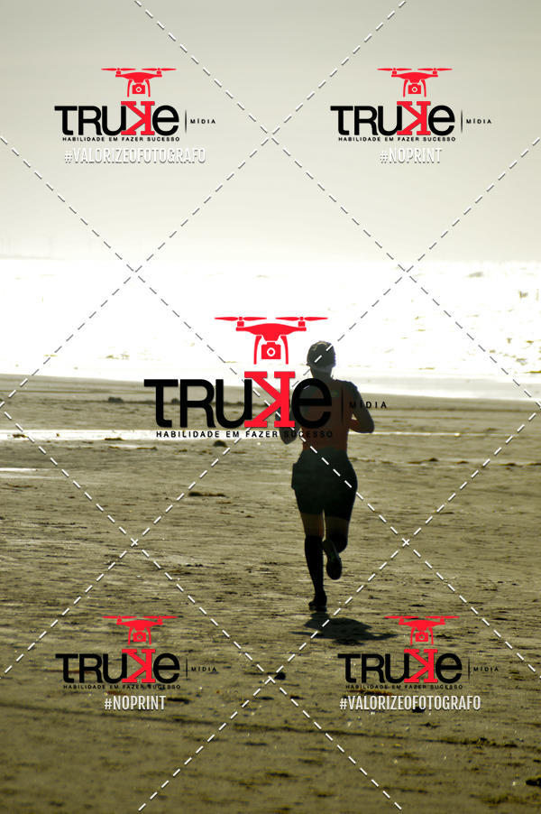 Buy your photos of the eventBeach run Brasil Munda� on Fotop