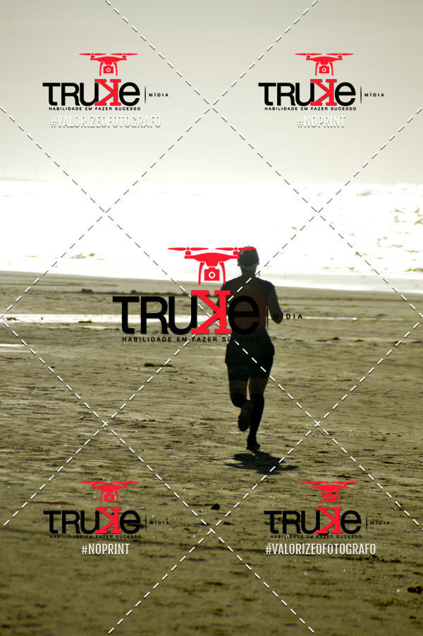 Buy your photos of the eventBeach run Brasil Munda� on Fotop