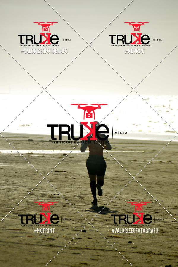 Buy your photos of the eventBeach run Brasil Munda� on Fotop