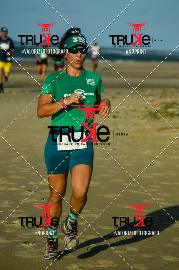 Buy your photos of the eventBeach run Brasil Munda� on Fotop