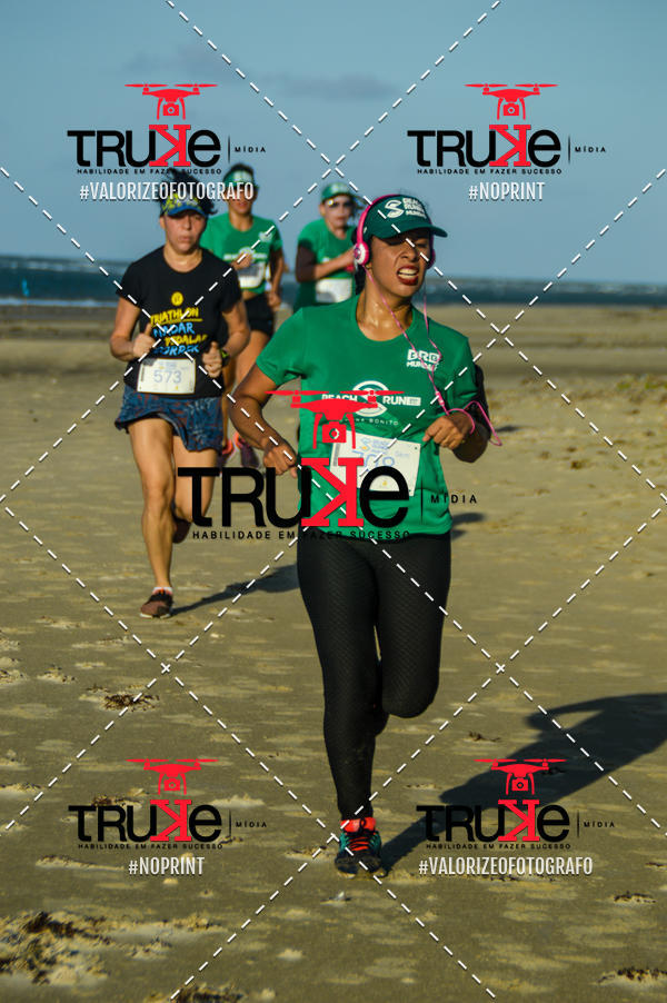 Buy your photos of the eventBeach run Brasil Munda� on Fotop