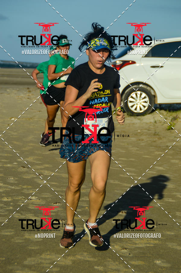 Buy your photos of the eventBeach run Brasil Munda� on Fotop