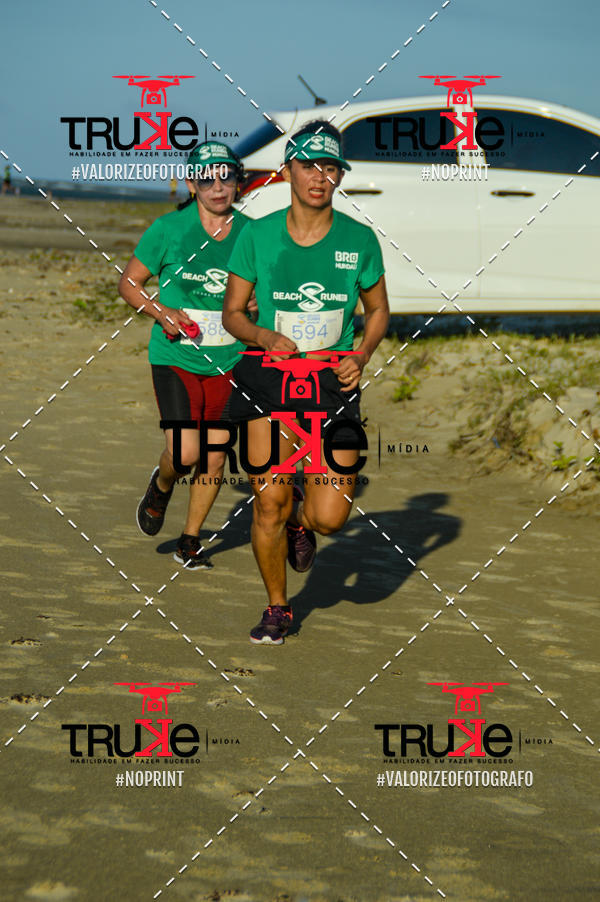 Buy your photos of the eventBeach run Brasil Munda� on Fotop