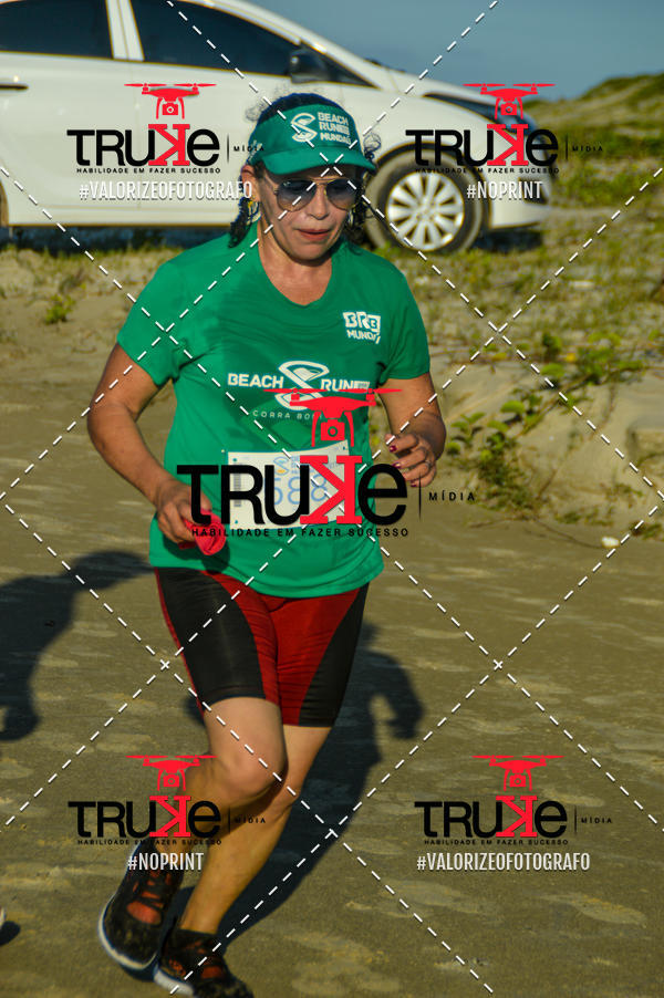 Buy your photos of the eventBeach run Brasil Munda� on Fotop