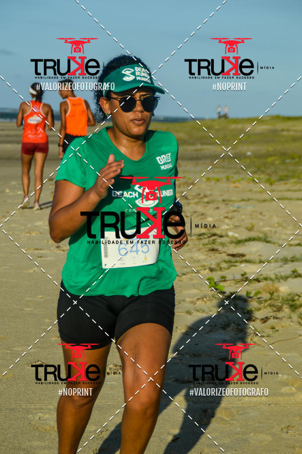 Buy your photos of the eventBeach run Brasil Munda� on Fotop