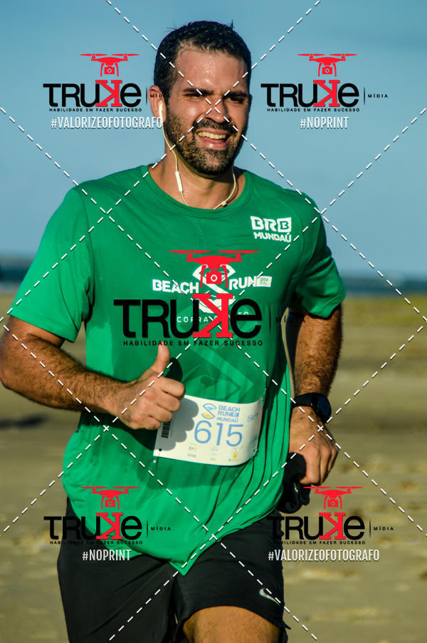 Buy your photos of the eventBeach run Brasil Munda� on Fotop