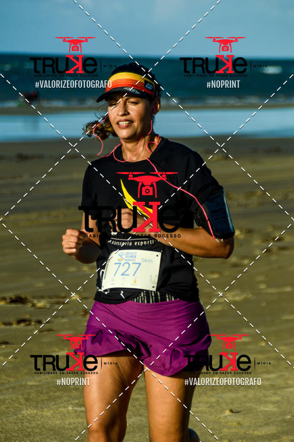 Buy your photos of the eventBeach run Brasil Munda� on Fotop
