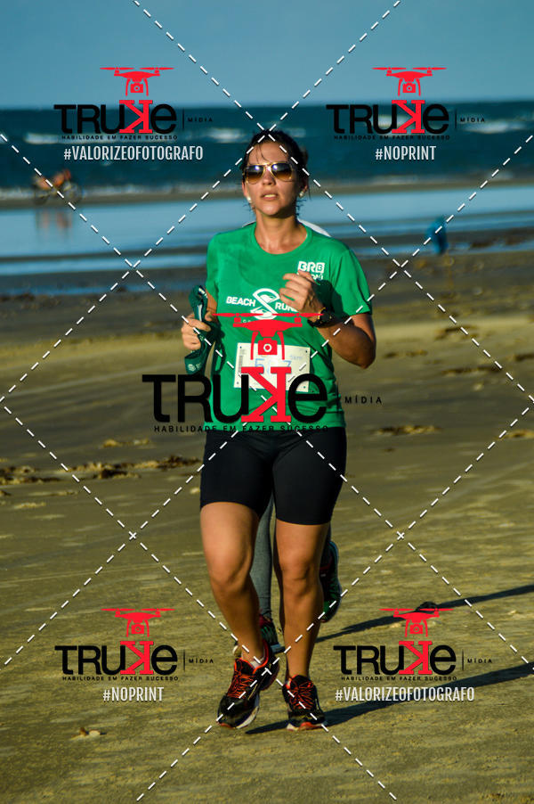 Buy your photos of the eventBeach run Brasil Munda� on Fotop