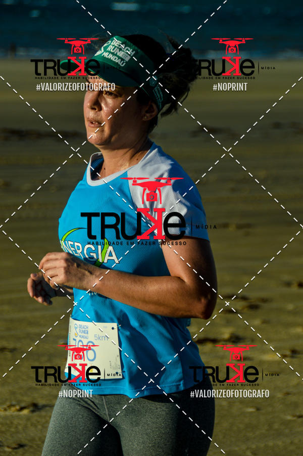 Buy your photos of the eventBeach run Brasil Munda� on Fotop
