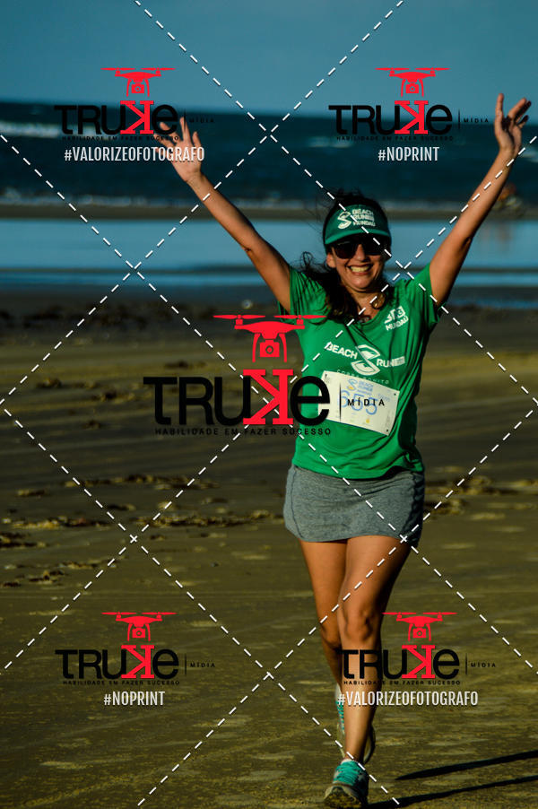 Buy your photos of the eventBeach run Brasil Munda� on Fotop