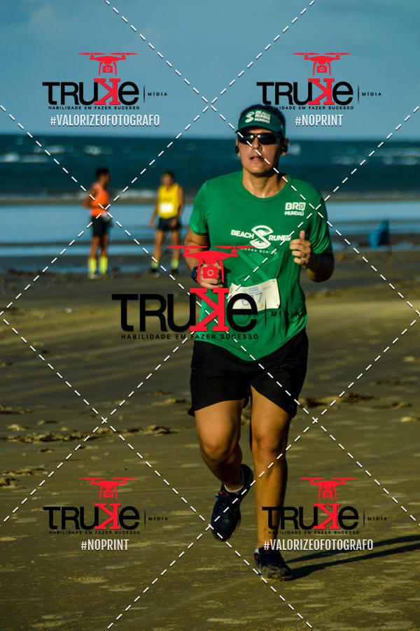 Buy your photos of the eventBeach run Brasil Munda� on Fotop