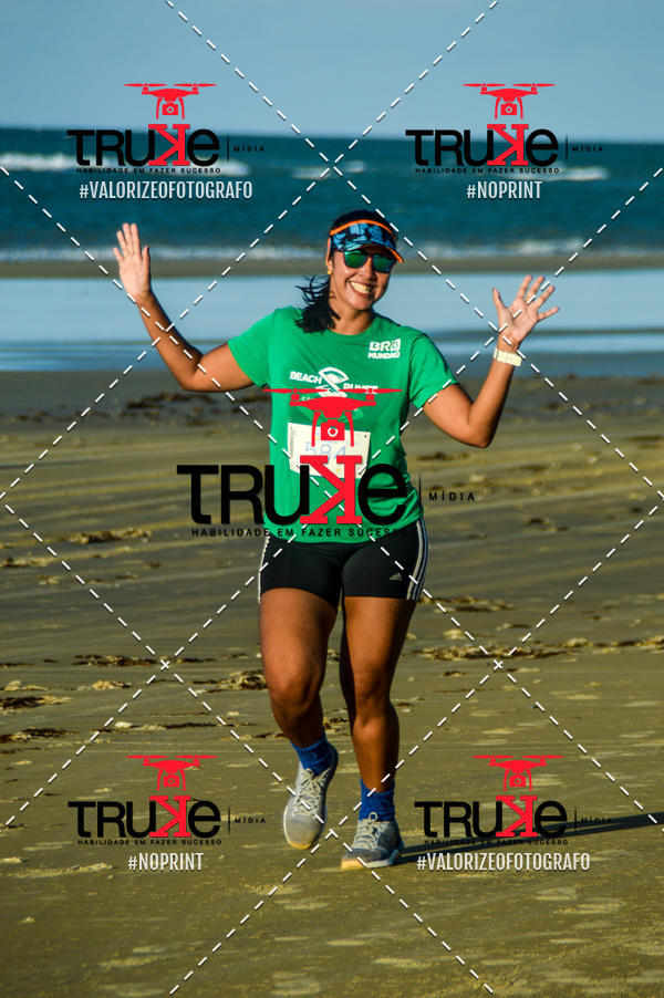 Buy your photos of the eventBeach run Brasil Munda� on Fotop