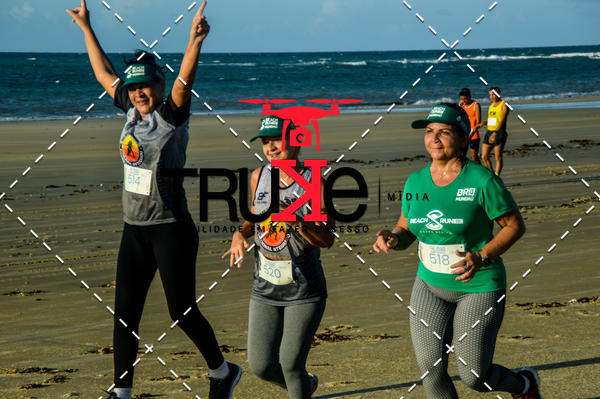 Buy your photos of the eventBeach run Brasil Munda� on Fotop