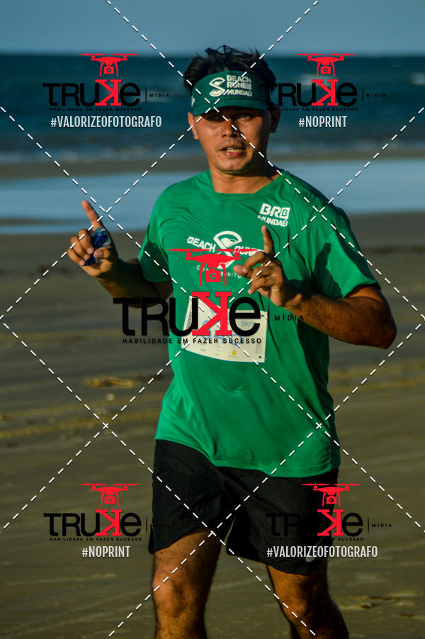 Buy your photos of the eventBeach run Brasil Munda� on Fotop