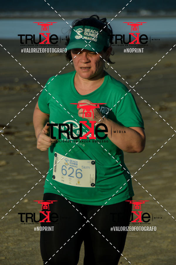 Buy your photos of the eventBeach run Brasil Munda� on Fotop