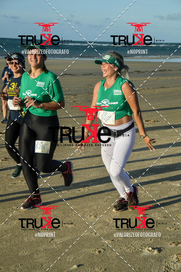 Buy your photos of the eventBeach run Brasil Munda� on Fotop