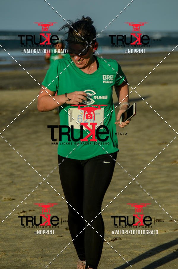 Buy your photos of the eventBeach run Brasil Munda� on Fotop