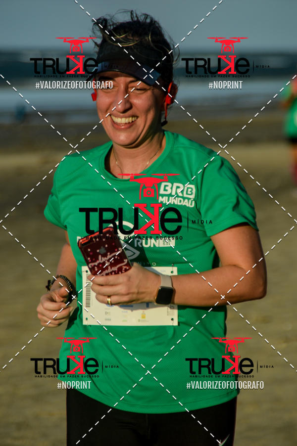 Buy your photos of the eventBeach run Brasil Munda� on Fotop