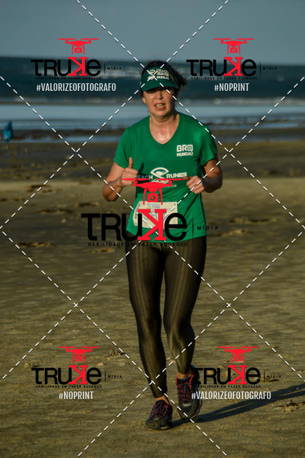 Buy your photos of the eventBeach run Brasil Munda� on Fotop