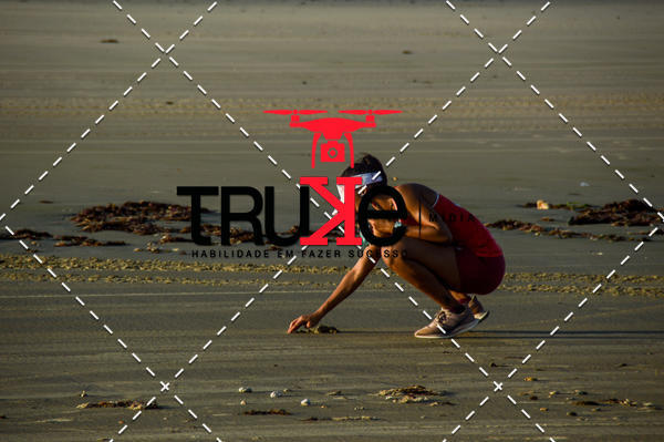 Buy your photos of the eventBeach run Brasil Munda� on Fotop