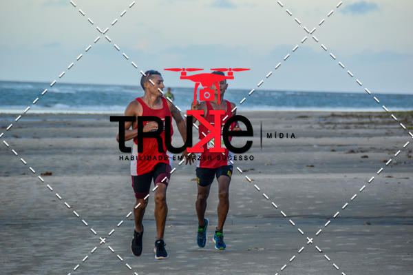 Buy your photos of the eventBeach run Brasil Munda� on Fotop