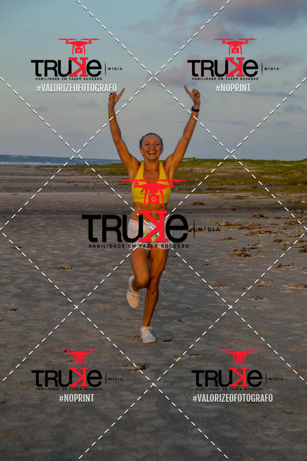 Buy your photos of the eventBeach run Brasil Munda� on Fotop