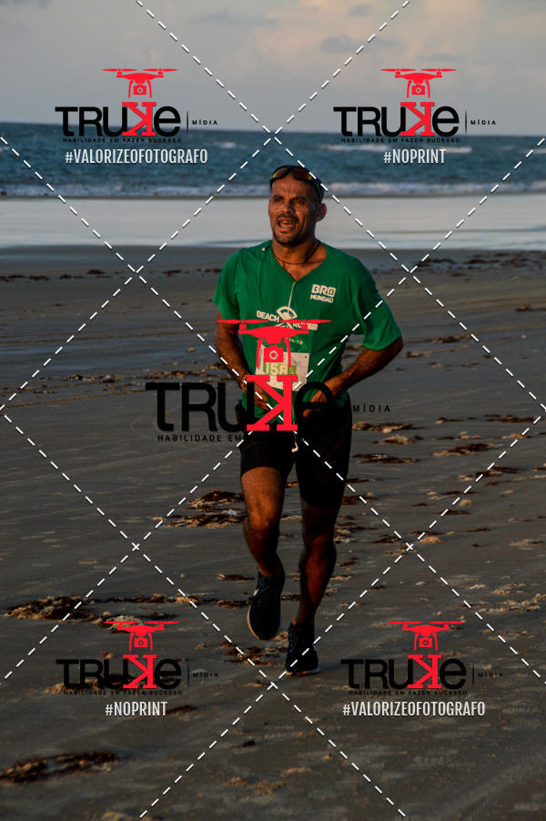 Buy your photos of the eventBeach run Brasil Munda� on Fotop