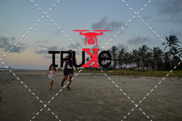 Buy your photos of the eventBeach run Brasil Munda� on Fotop