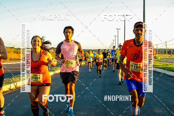 Buy your photos of the eventMEIA MARATONA DO CIOPAER VOANDO BAIXO on Fotop