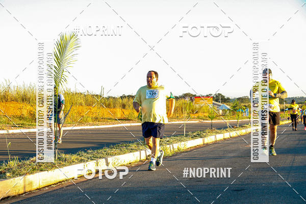 Buy your photos of the eventMEIA MARATONA DO CIOPAER VOANDO BAIXO on Fotop