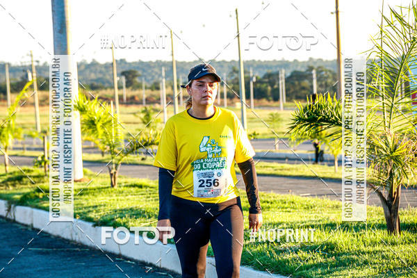 Buy your photos of the eventMEIA MARATONA DO CIOPAER VOANDO BAIXO on Fotop
