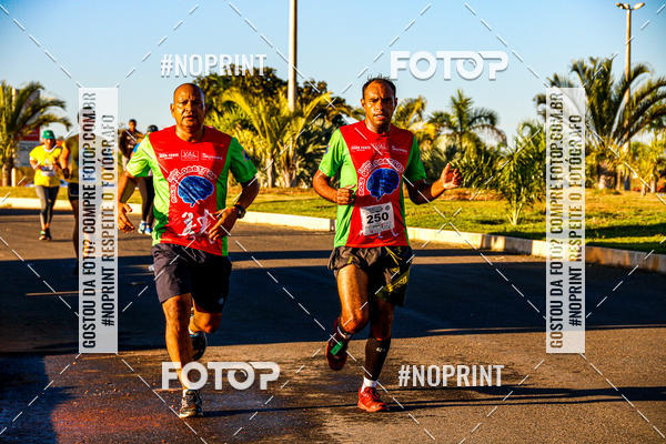Buy your photos of the eventMEIA MARATONA DO CIOPAER VOANDO BAIXO on Fotop