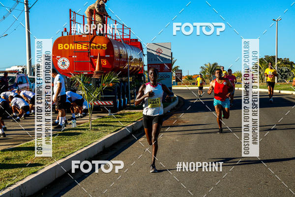 Buy your photos of the eventMEIA MARATONA DO CIOPAER VOANDO BAIXO on Fotop