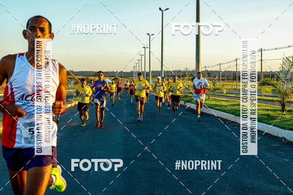 Buy your photos of the eventMEIA MARATONA DO CIOPAER VOANDO BAIXO on Fotop