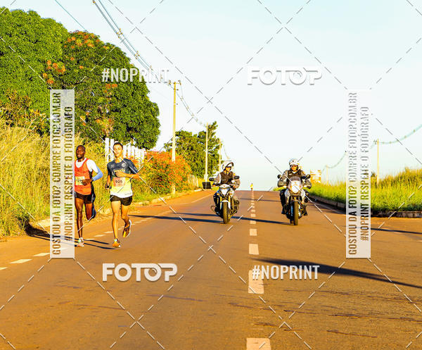 Buy your photos of the eventMEIA MARATONA DO CIOPAER VOANDO BAIXO on Fotop