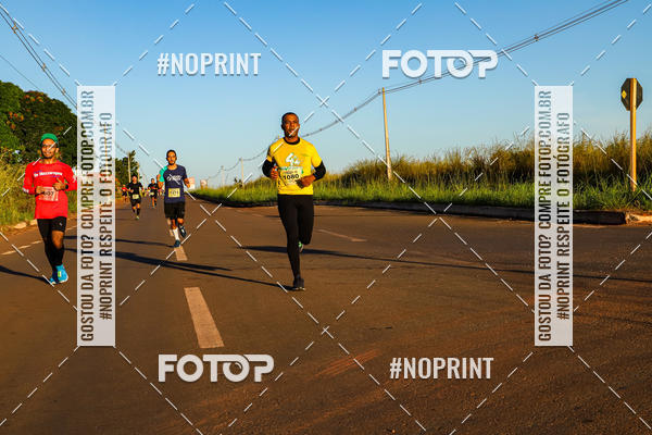 Buy your photos of the eventMEIA MARATONA DO CIOPAER VOANDO BAIXO on Fotop