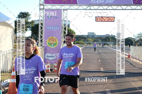 Buy your photos of the eventFlash Day Run on Fotop