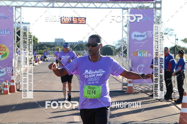 Buy your photos of the eventFlash Day Run on Fotop