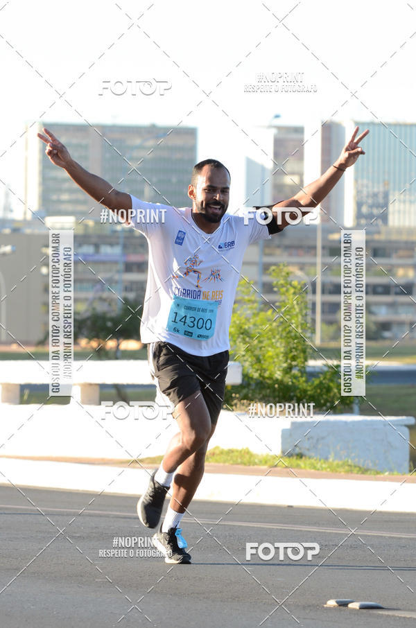 Buy your photos of the event49 CORRIDA DE REIS DO DISTRITO FEDERAL on Fotop