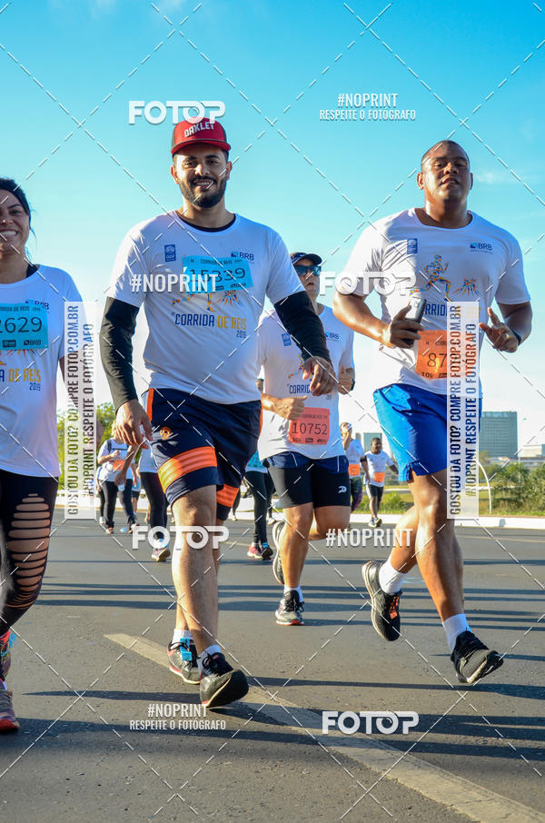 Buy your photos of the event49 CORRIDA DE REIS DO DISTRITO FEDERAL on Fotop