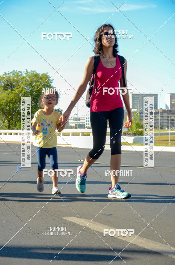 Buy your photos of the event49 CORRIDA DE REIS DO DISTRITO FEDERAL on Fotop