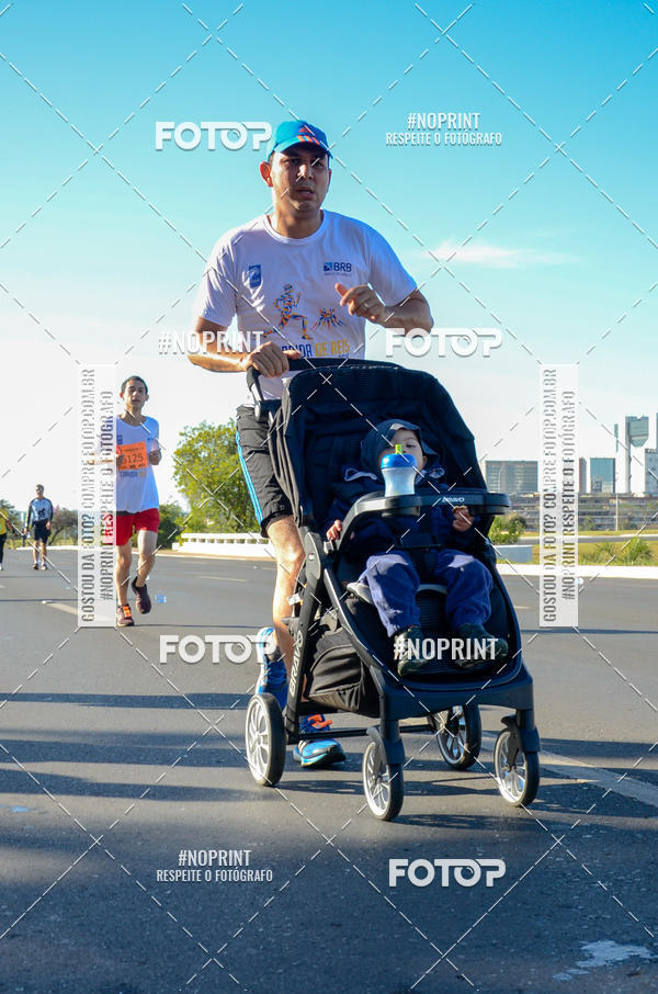 Buy your photos of the event49 CORRIDA DE REIS DO DISTRITO FEDERAL on Fotop