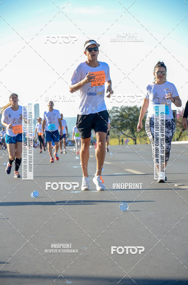 Buy your photos of the event49 CORRIDA DE REIS DO DISTRITO FEDERAL on Fotop