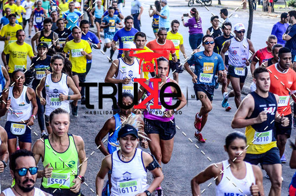 Buy your photos of the eventCorrida de Rua Unifor on Fotop